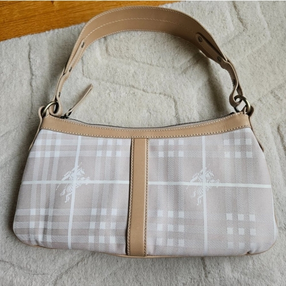 SOLD Burberry Y2K Baguette Shoulder Bag Pink Plaid Canvas Leather - Picture 4 of 9